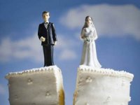 There were more than three thousand divorces in Belarus in October 2012: for every two marriages was one divorce.