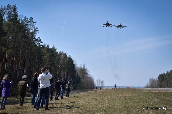 The airplanes and helicopters were landed on highway M1 (Brest region).