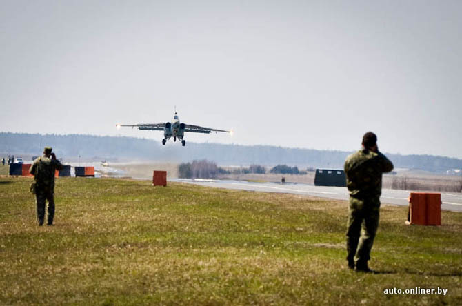 The airplanes and helicopters were landed on highway M1 (Brest region).